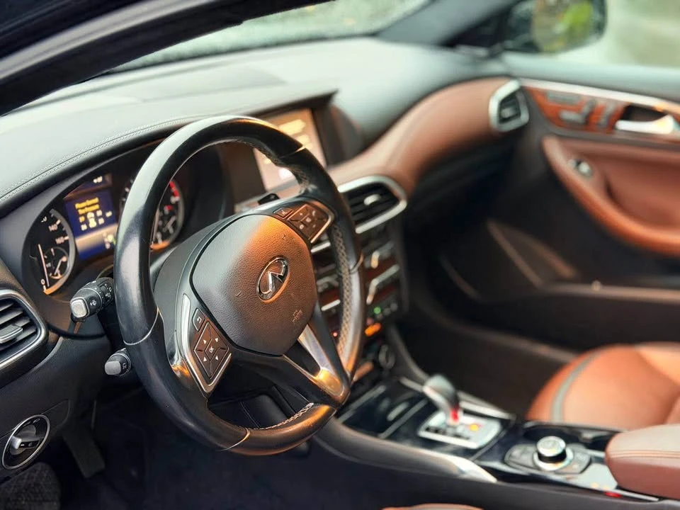2017 Infiniti QX30 - Image 12 of 12