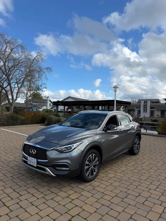 2017 Infiniti QX30 - Image 6 of 18