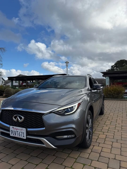 2017 Infiniti QX30 - Image 8 of 18