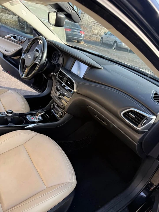 2017 Infiniti QX30 - Image 14 of 14