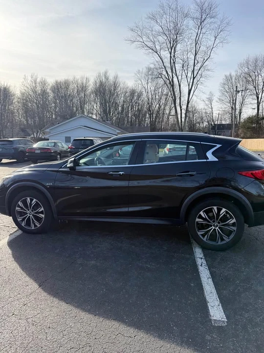 2017 Infiniti QX30 - Image 8 of 14