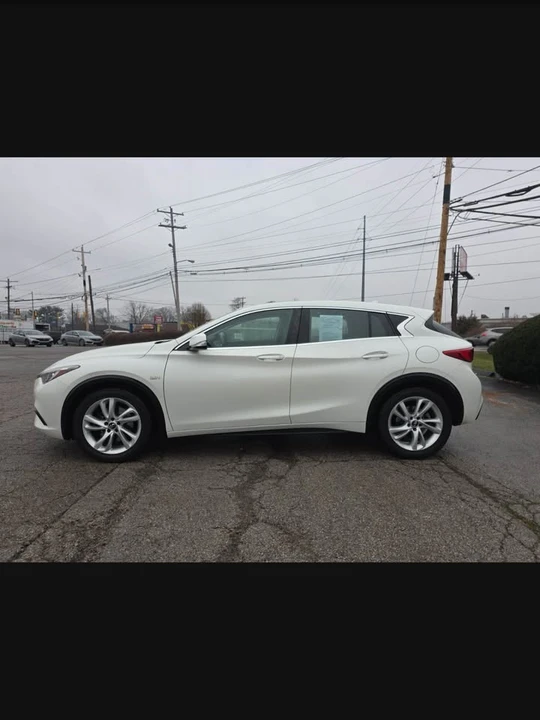 2017 Infiniti QX30 - Image 15 of 19