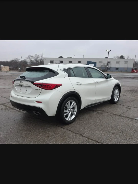 2017 Infiniti QX30 - Image 3 of 19