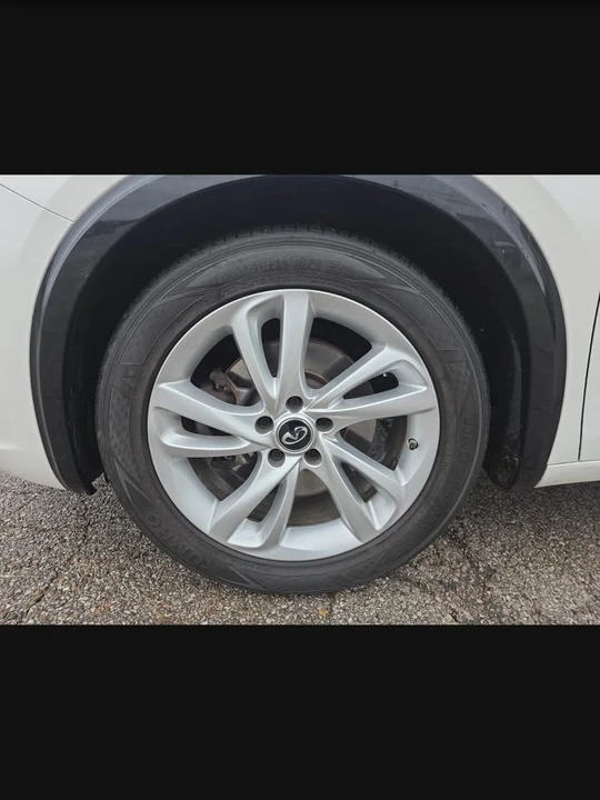 2017 Infiniti QX30 - Image 18 of 19