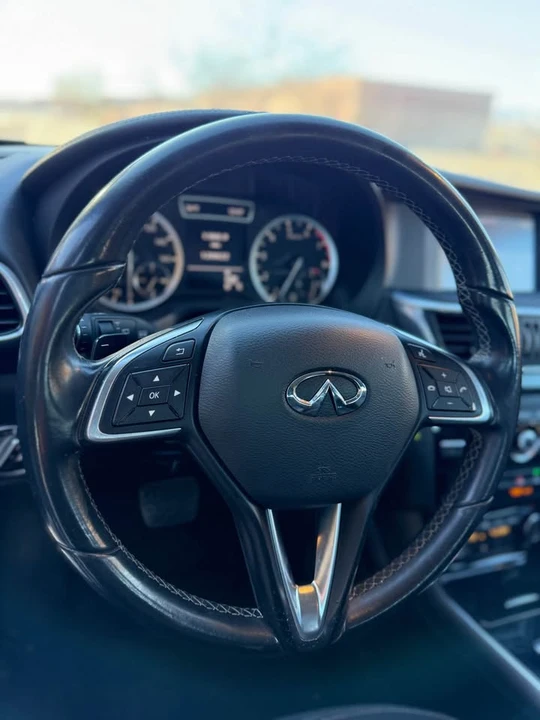 2017 Infiniti QX30 - Image 10 of 18