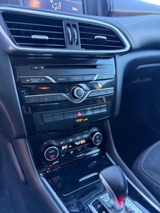 2017 Infiniti QX30 - Image 14 of 18