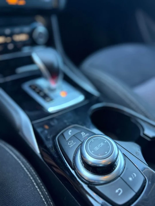 2017 Infiniti QX30 - Image 12 of 18