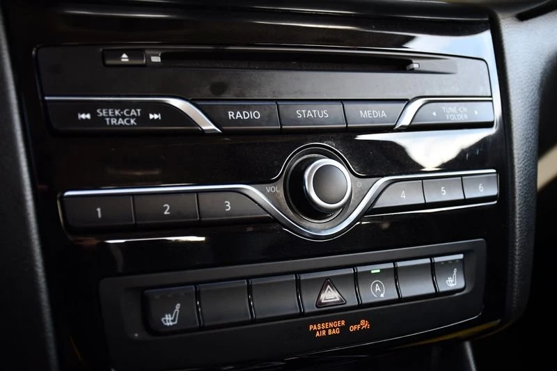 2017 Infiniti QX30 - Image 16 of 20
