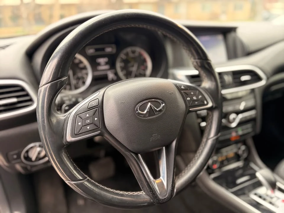 2017 Infiniti QX30 - Image 6 of 9