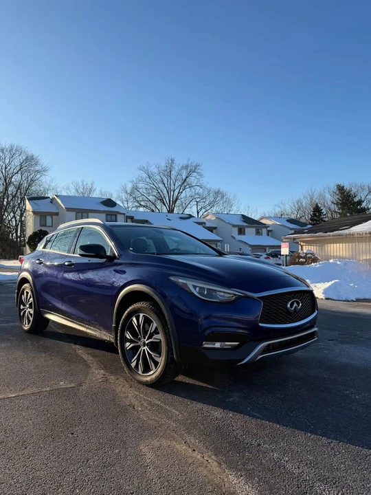 2017 Infiniti QX30 - Image 4 of 8