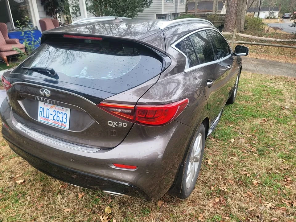 2017 Infiniti QX30 - Image 2 of 12