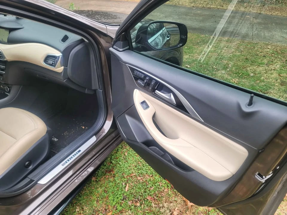 2017 Infiniti QX30 - Image 6 of 12