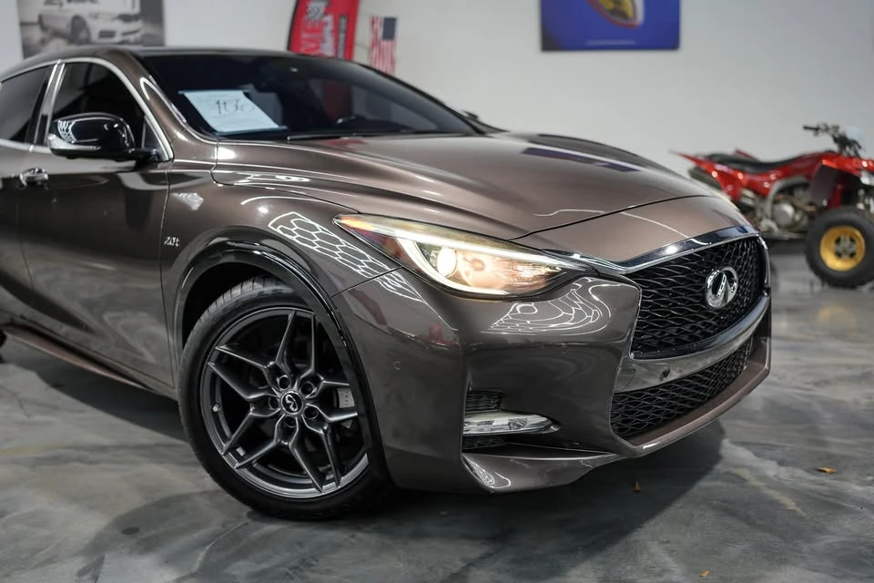 2017 Infiniti QX30 - Image 3 of 20