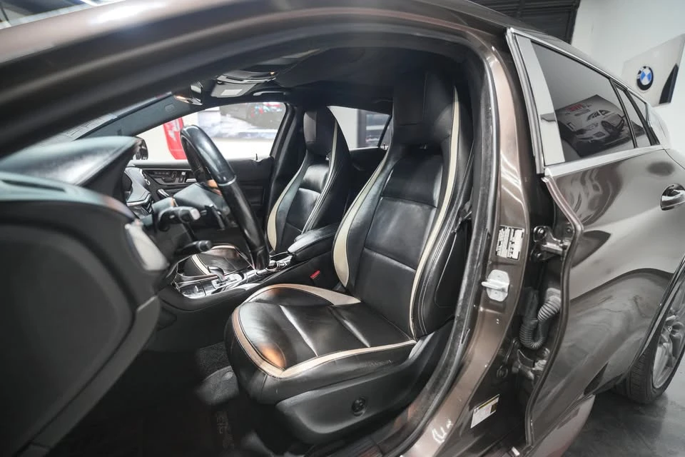 2017 Infiniti QX30 - Image 19 of 20