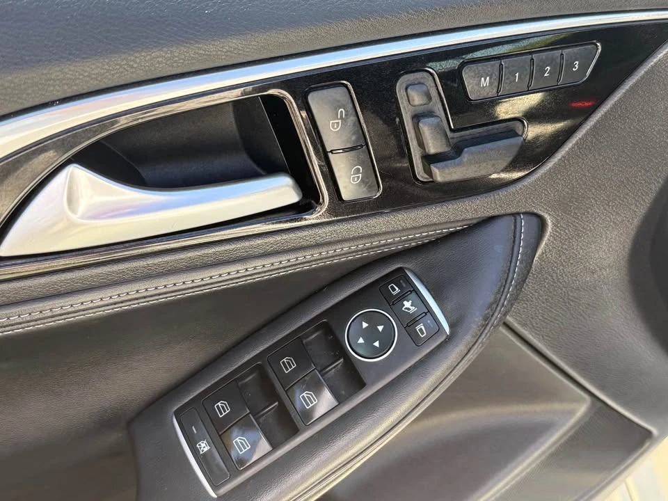 2017 Infiniti QX30 - Image 7 of 8