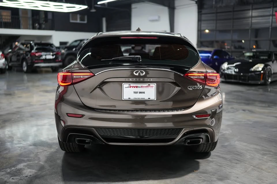 2017 Infiniti QX30 - Image 11 of 20