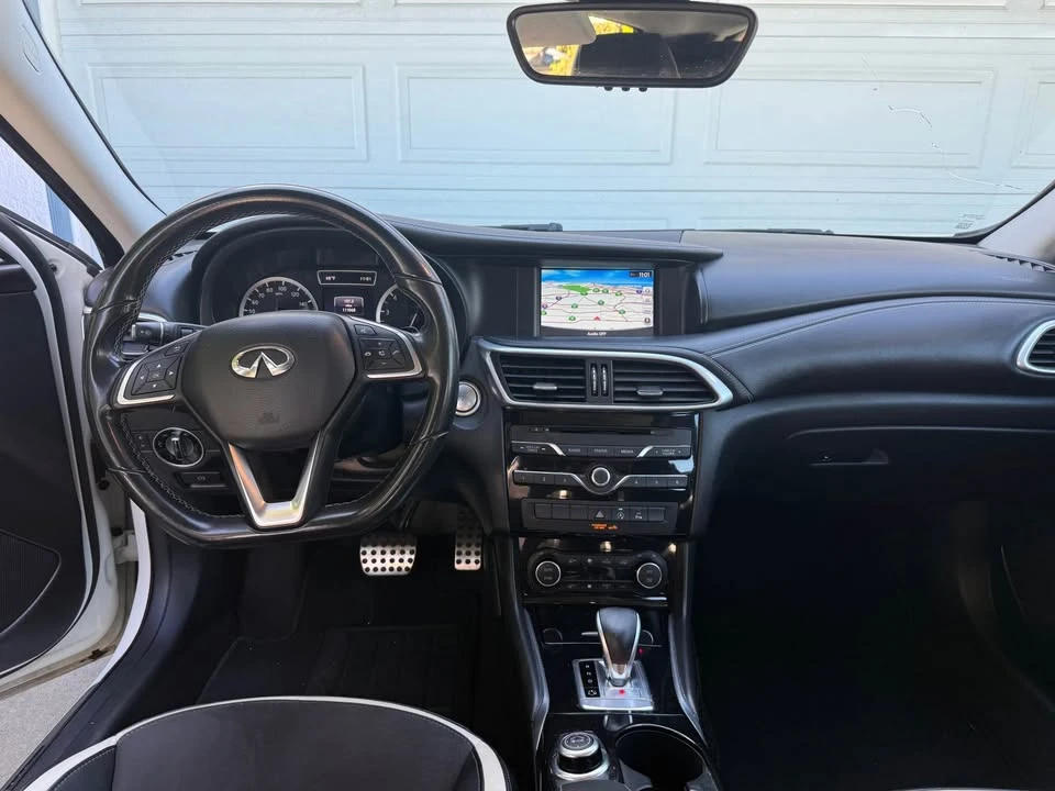 2017 Infiniti QX30 - Image 4 of 8