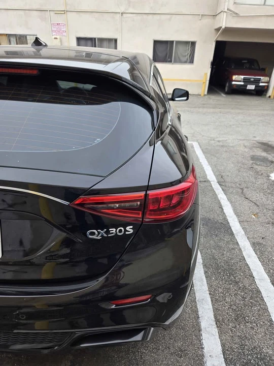 2017 Infiniti QX30 - Image 3 of 15