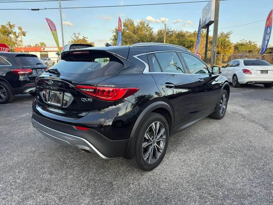 2017 Infiniti QX30 - Image 3 of 12
