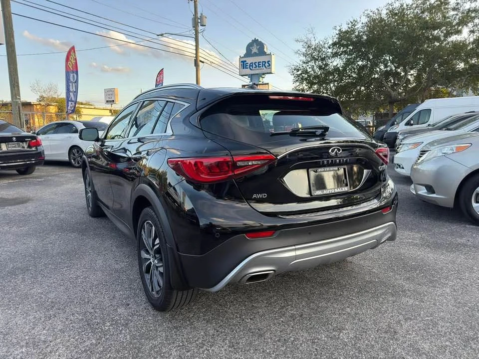 2017 Infiniti QX30 - Image 5 of 12