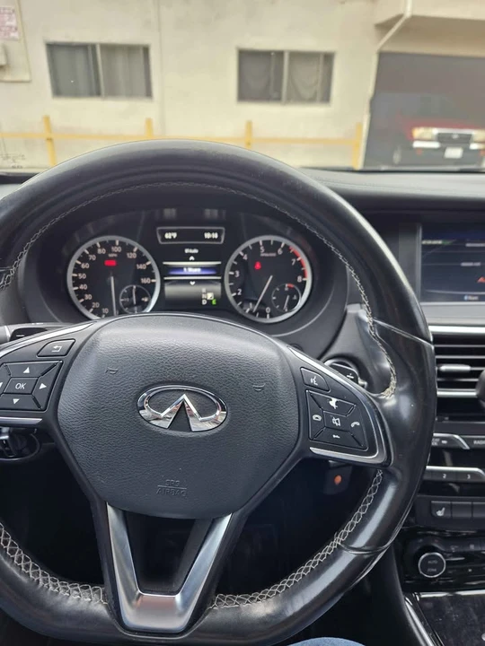 2017 Infiniti QX30 - Image 11 of 15