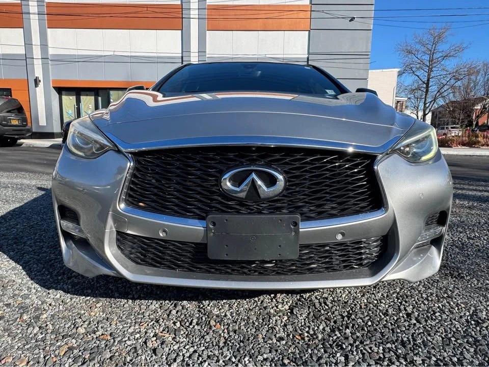 2017 Infiniti QX30 - Image 2 of 18