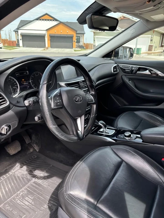 2017 Infiniti QX30 - Image 5 of 10
