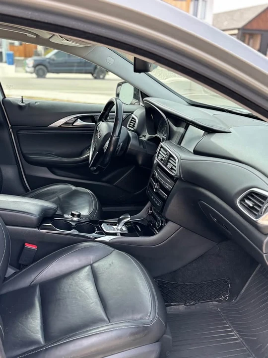 2017 Infiniti QX30 - Image 6 of 10