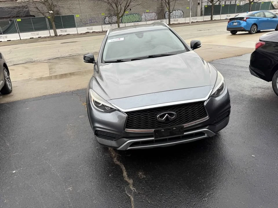 2017 Infiniti QX30 - Image 2 of 5