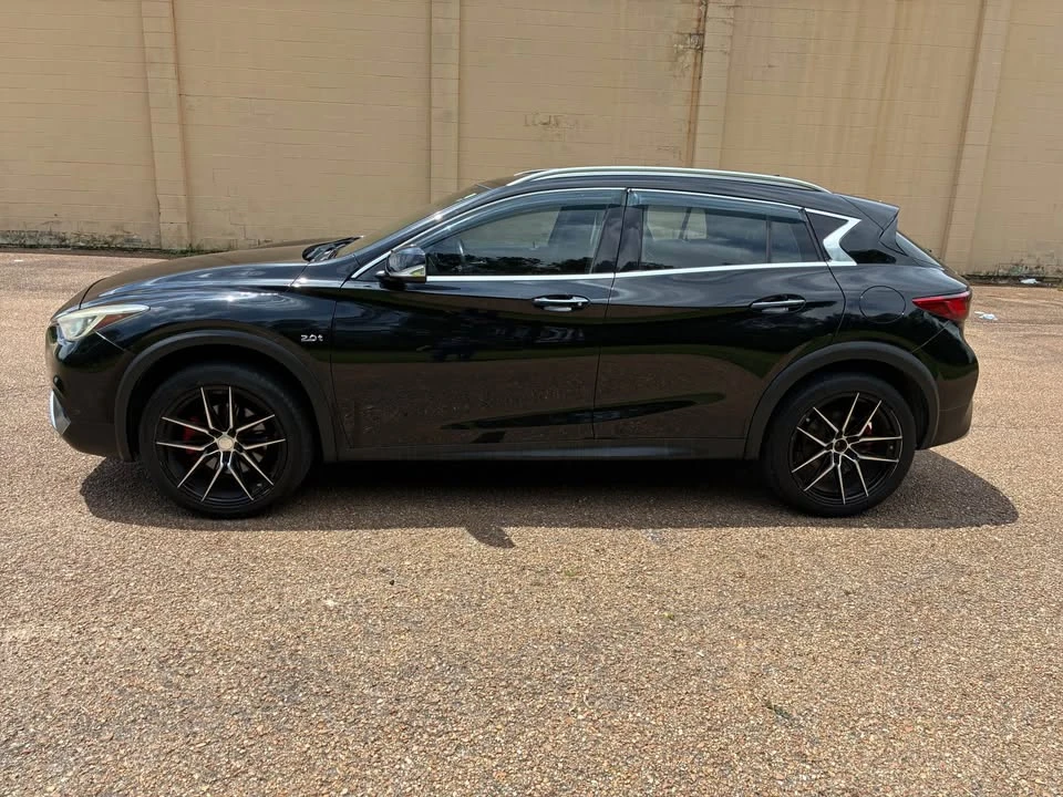 2017 Infiniti QX30 - Image 2 of 7