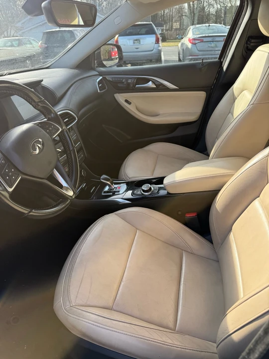 2017 Infiniti QX30 - Image 9 of 14