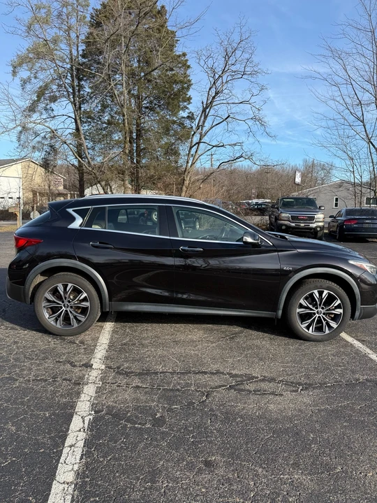 2017 Infiniti QX30 - Image 4 of 14