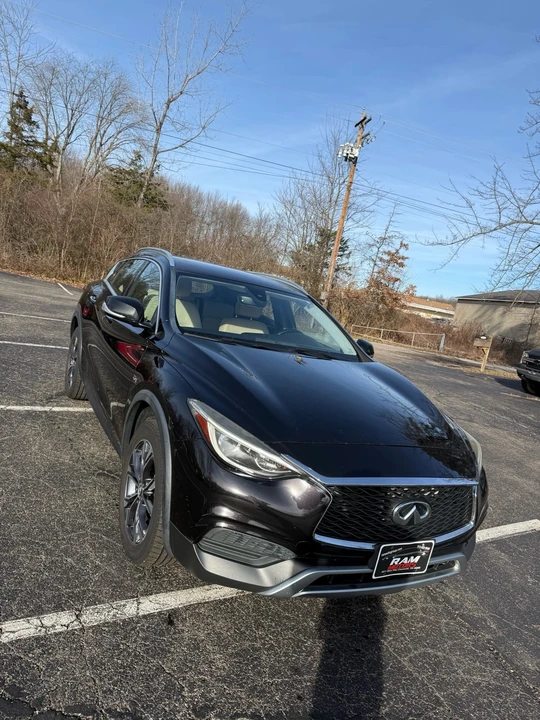 2017 Infiniti QX30 - Image 3 of 14