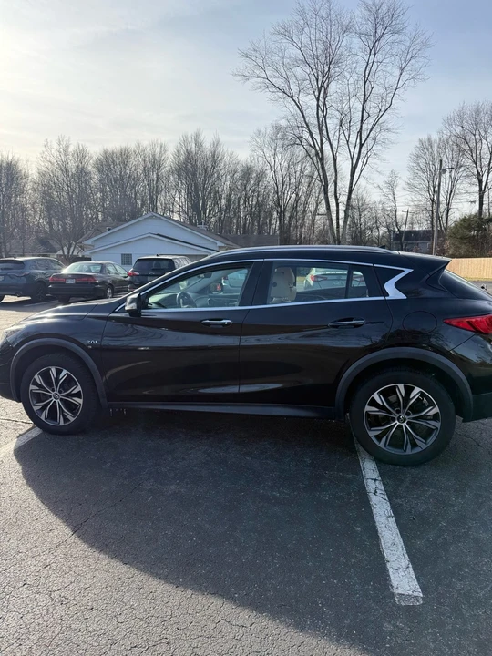 2017 Infiniti QX30 - Image 8 of 14