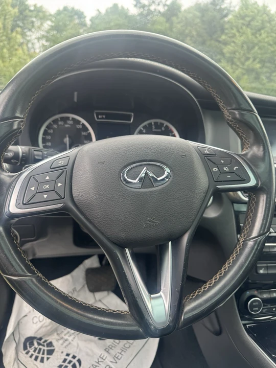 2017 Infiniti QX30 - Image 8 of 15