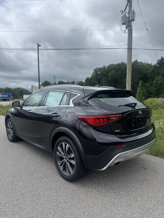2017 Infiniti QX30 - Image 4 of 15