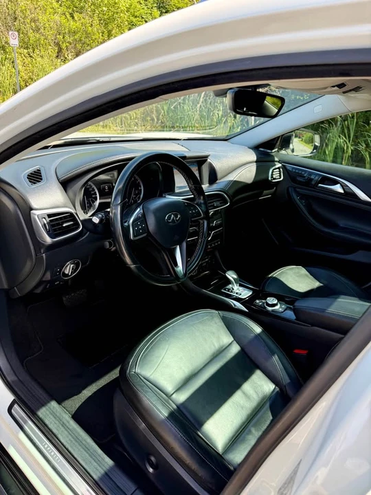 2017 Infiniti QX30 - Image 12 of 14