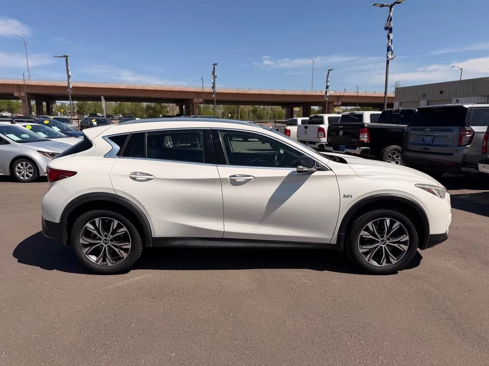 2017 Infiniti QX30 - Image 7 of 12