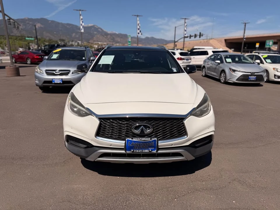 2017 Infiniti QX30 - Image 8 of 12