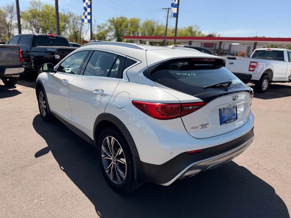 2017 Infiniti QX30 - Image 9 of 12