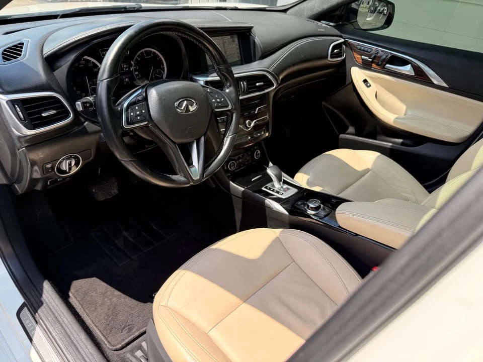 2017 Infiniti QX30 - Image 6 of 21