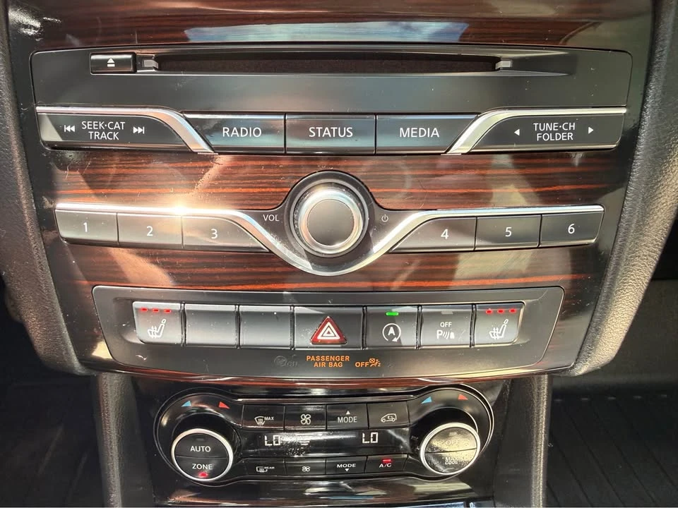2017 Infiniti QX30 - Image 16 of 21