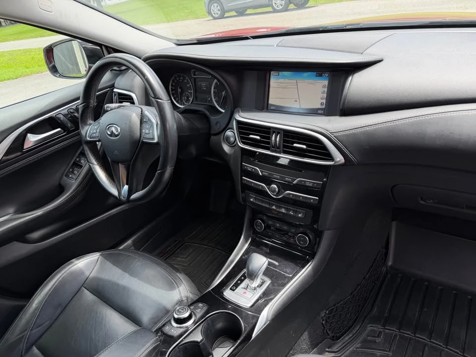 2017 Infiniti QX30 - Image 16 of 19