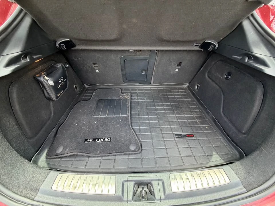 2017 Infiniti QX30 - Image 12 of 19