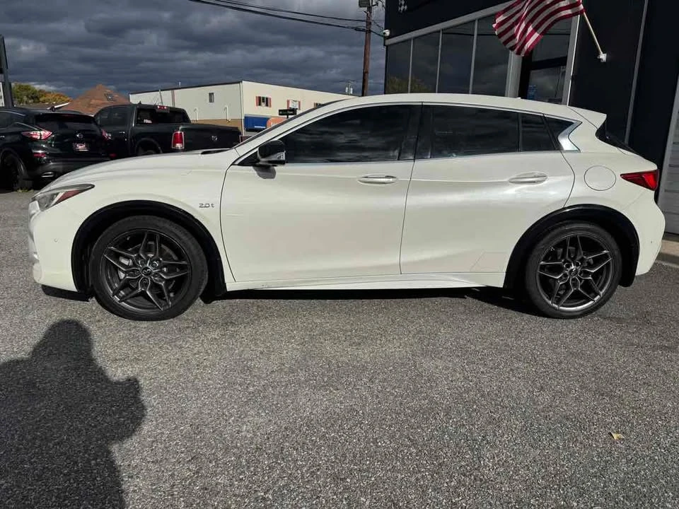 2017 Infiniti QX30 - Image 2 of 20
