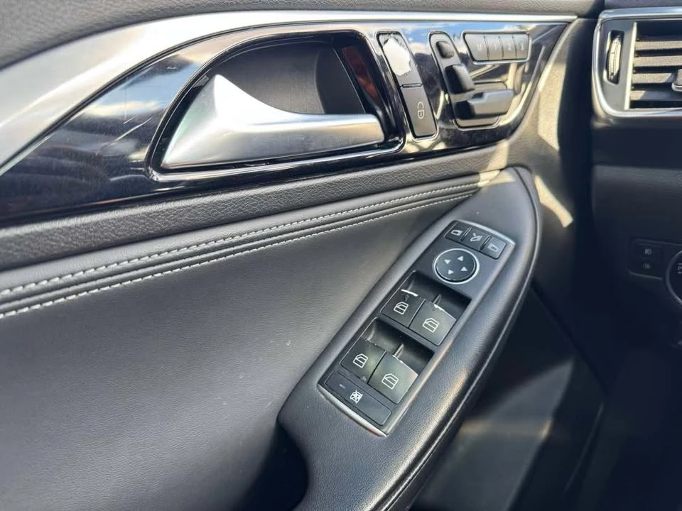 2017 Infiniti QX30 - Image 18 of 20