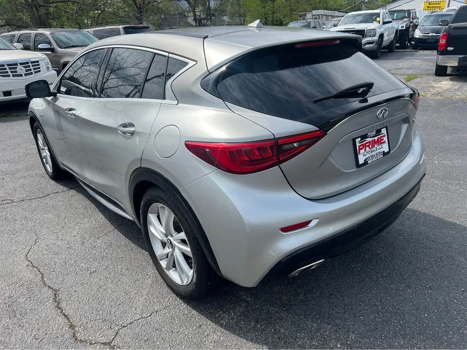 2017 Infiniti QX30 - Image 3 of 17