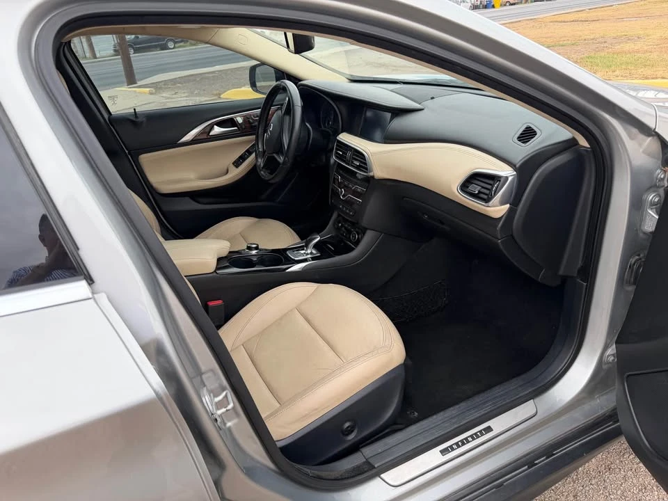 2017 Infiniti QX30 - Image 8 of 14