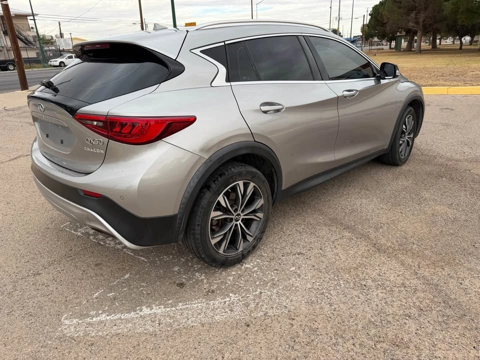 2017 Infiniti QX30 - Image 4 of 14