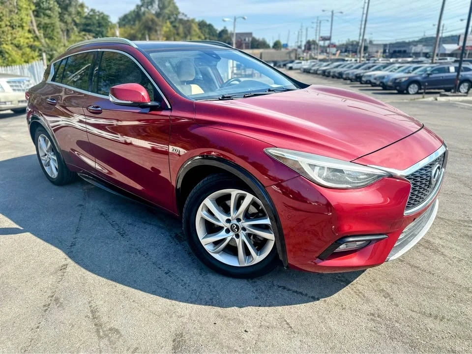 2017 Infiniti QX30 - Image 2 of 13